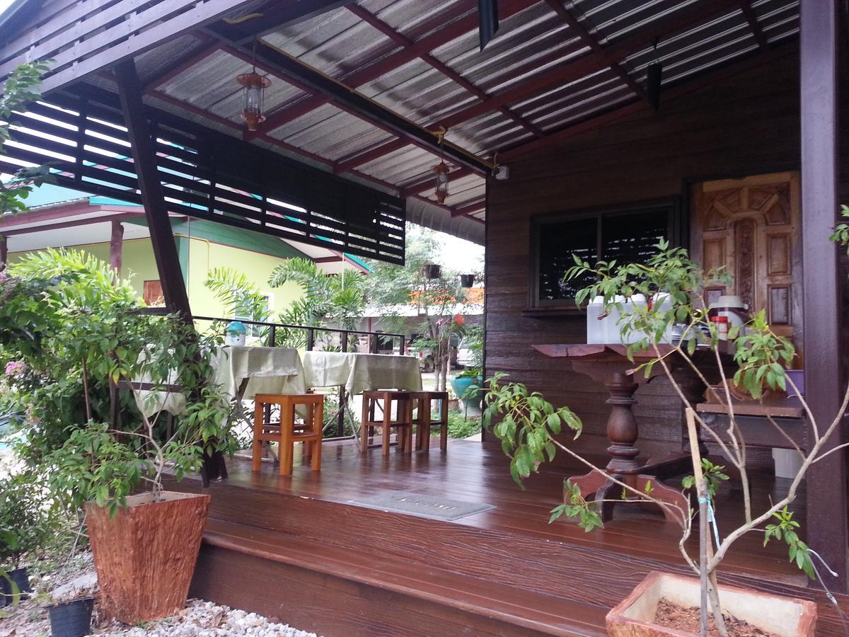 Queue&Bright Resort Ban Pa Tung  Rum bild